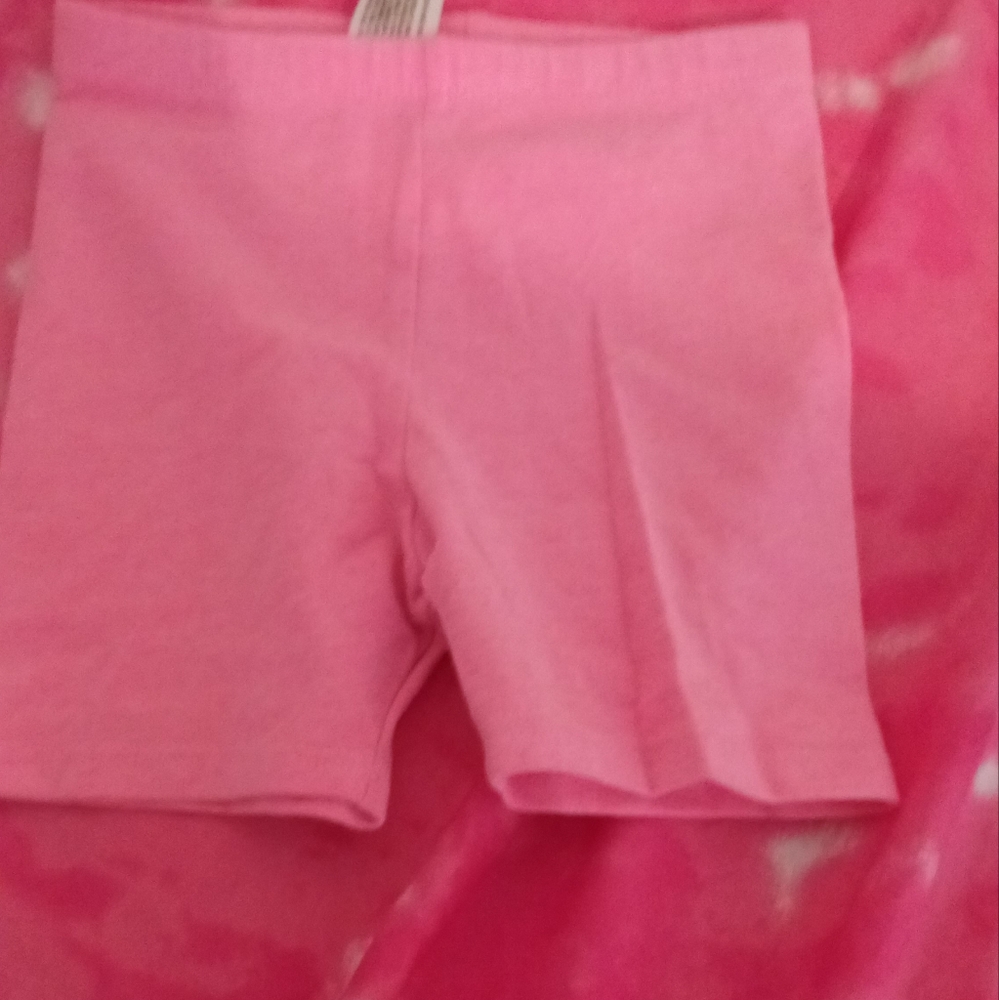 Circo Girls Pink Shorts 4t.  A-30